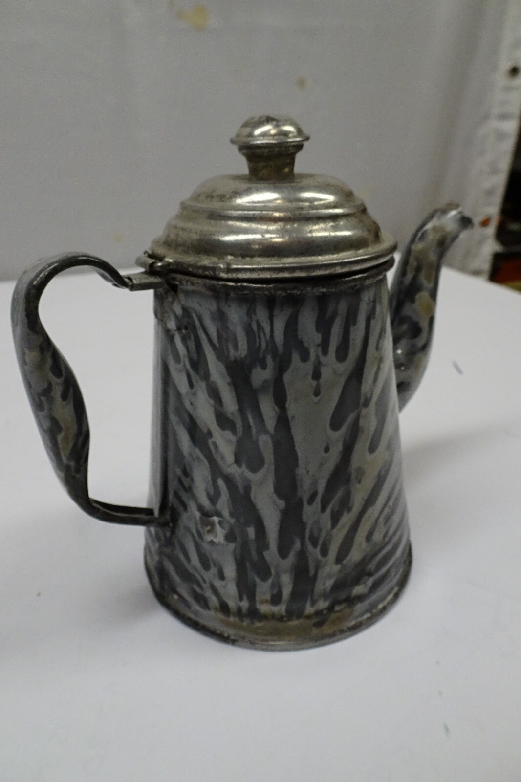ANTIQUE VINTAGE ENAMEL SALESMAN SAMPLE GREY SWIRL TEAPOT KITCHEN