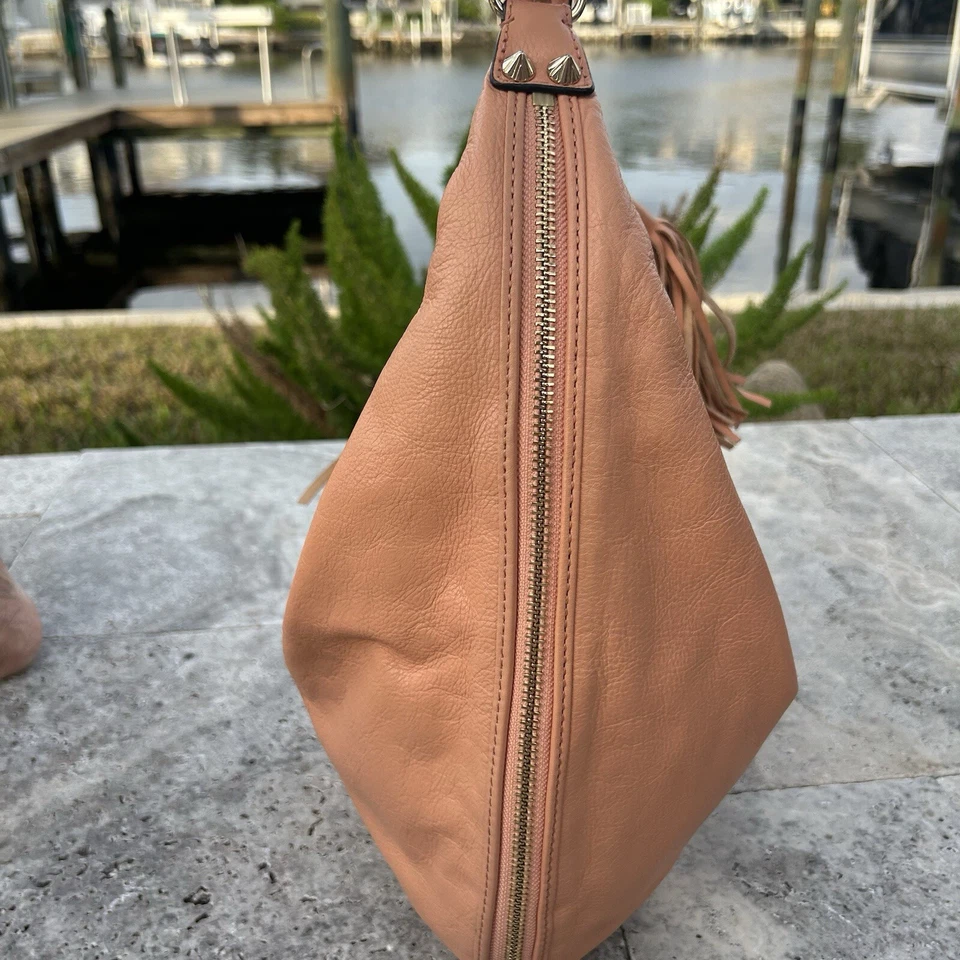Bolso de Hombro Hobo Grande de Cuero Guijarro REBECCA MINKOFF - Melocotón Foto 3 de 4