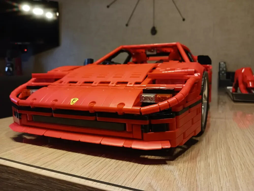 MOC TECHNIC SET: Ferrari F40 Super Car 1:8 Scale -Without Box