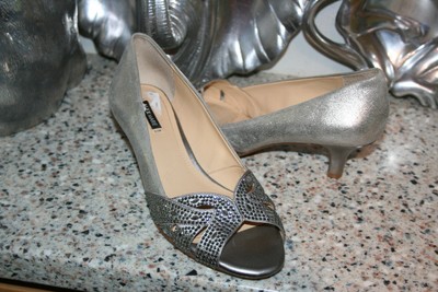 low heel silver peep toe shoes
