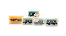 PECO N GAUGE - RAKE OF 5 ASSORTED GW GREAT WESTERN GREY FREIGHT WAGONS BOXED