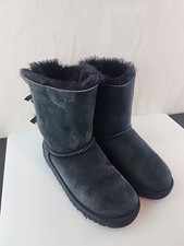 UGG Women's Bailey Bow Boot Size 4