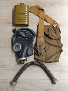 Alte Gasmaske Östlicher Herkunft IX 69 21