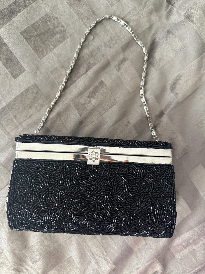 Bolso clutch de noche con cuentas de colección negro estuche rígido cadena plateada espejo de estrás Foto 2 de 4