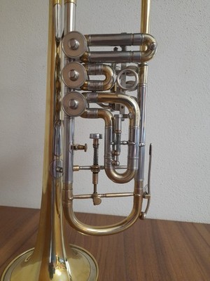 Musica Trompete in Bb mit wechselbarem Mundrohr, Mastertrigger und Koffer