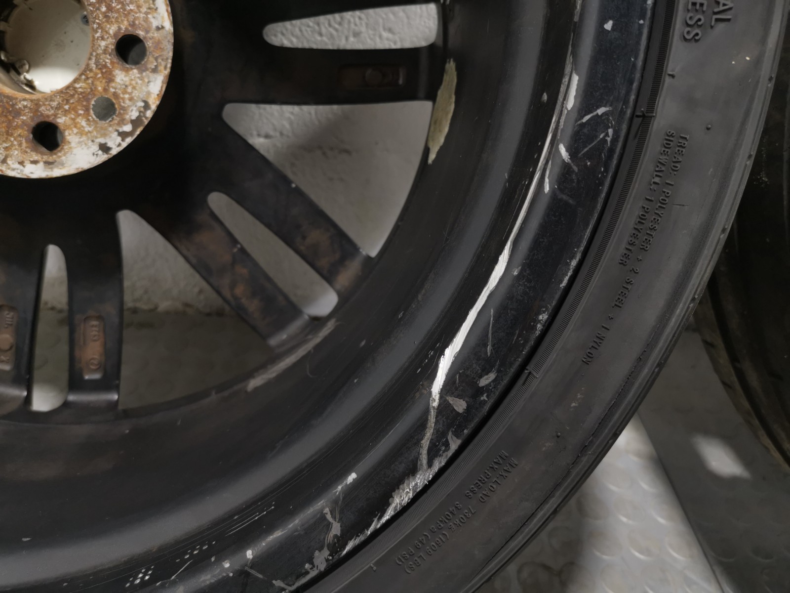 Maserati Ghibli 2014 Wheel