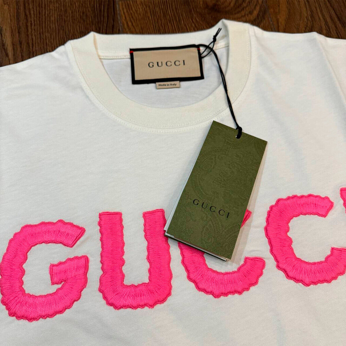 GUCCI Pink Embroidery Logo T-Shirt Short Sleeve Women Size S GUCCI Pink Embroidery Logo T-Shirt Short Sleeve Women Size S