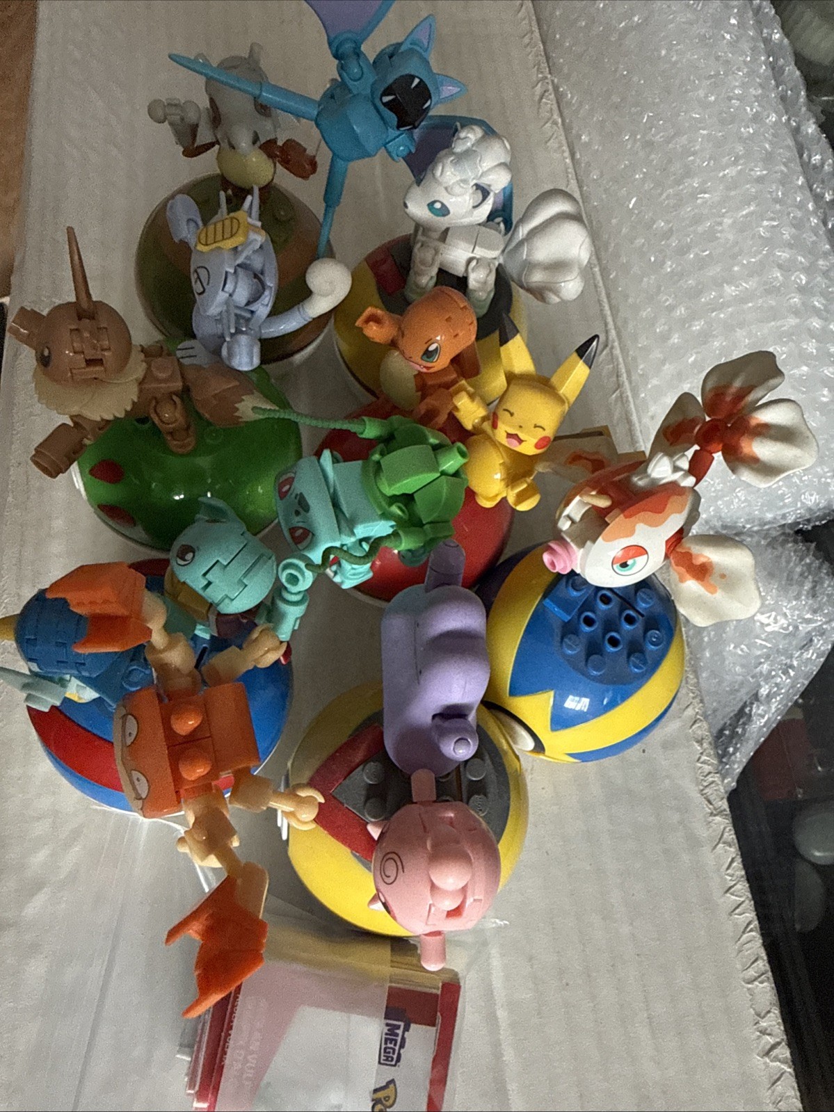 Mega Construx Pok&eacute;mon Lot of 14 Figures, 7 Pok&eacute; Balls, 5 Booklets + 3 Checklist