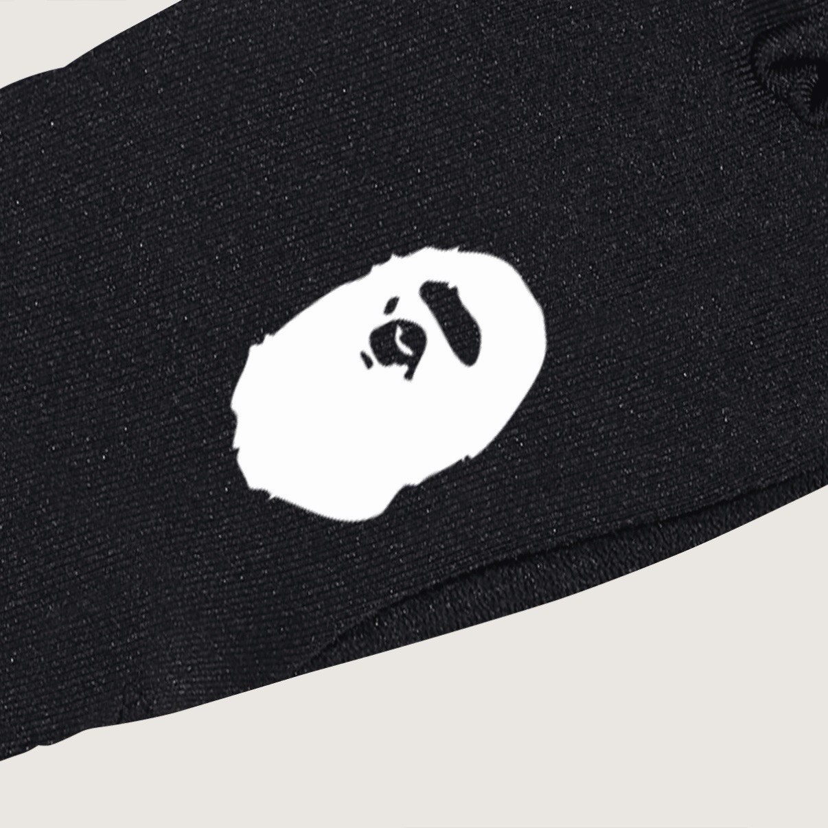 Size Large - Adidas x GORE-TEX x BAPE® Camo Gloves | IN HAND, SHIPS NOW! thumbnail 4