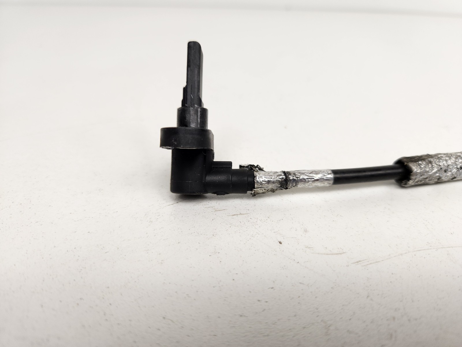 McLaren MP4-12C 2012-2016 Rear Right Abs wheel speed sensor