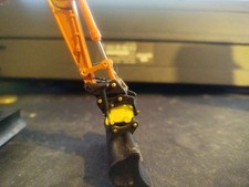 Hitachi 135 with engcon style tiltroater with grading bucket 1/50 scale