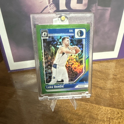 Panini Donruss Optic Luka Dončić #214 Parallel 115/149 Dallas Mavericks NBA