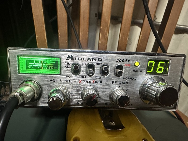 Midland 5001Z CB 40-Channel Mobile/In-Vehicle Radio ANL NB PA Silver
