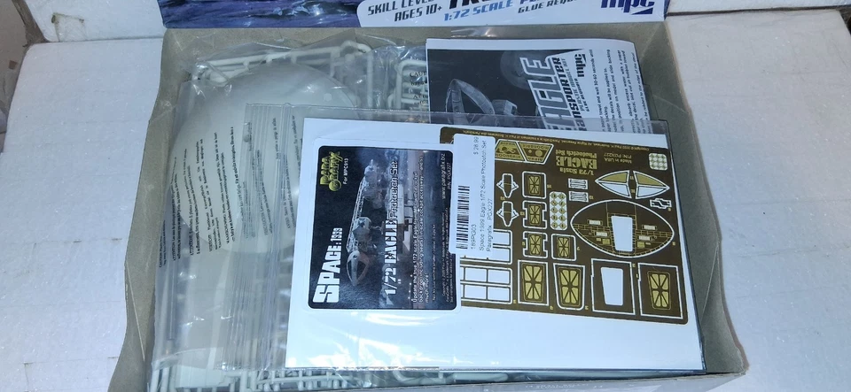 NIOB MPC 1/72 Space 1999: Eagle Transporter 14" Long 912/13 MODEL - Image 3 of 4