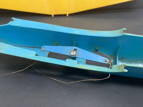 Vintage Cox .049 PT-19 Control Line Model Airplane Trainer - Blue & Yellow RP17 - Picture 9 of 10