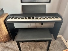 Korg B2SP Digital Piano Black - Very Good Condition (Includes Donner stool)