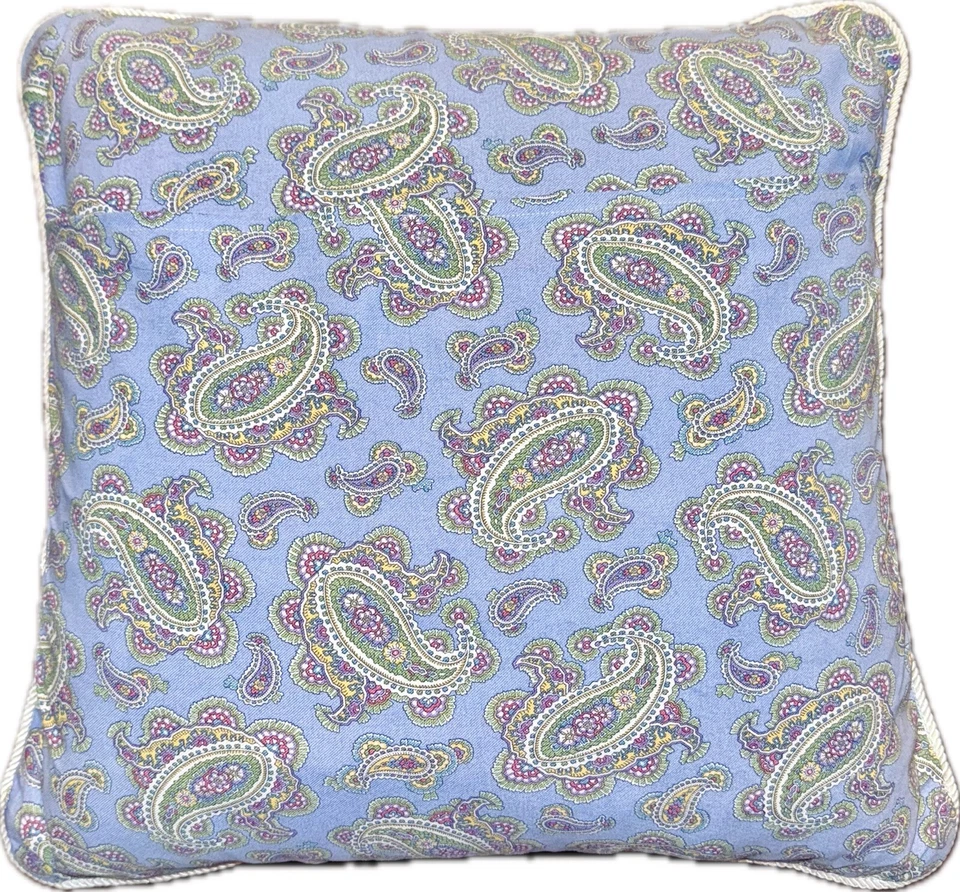 "Almohada personalizada Ralph Lauren Studio Paisley Oceanside 19""x 19"" azul blanco" Foto 2 de 4