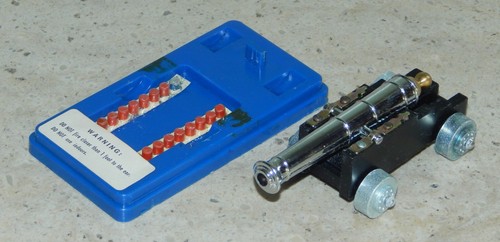 Vintage Diecast Metal Spring Cap Firing Toy Cannon #1 Italy Box & Instructions - Picture 6 of 17
