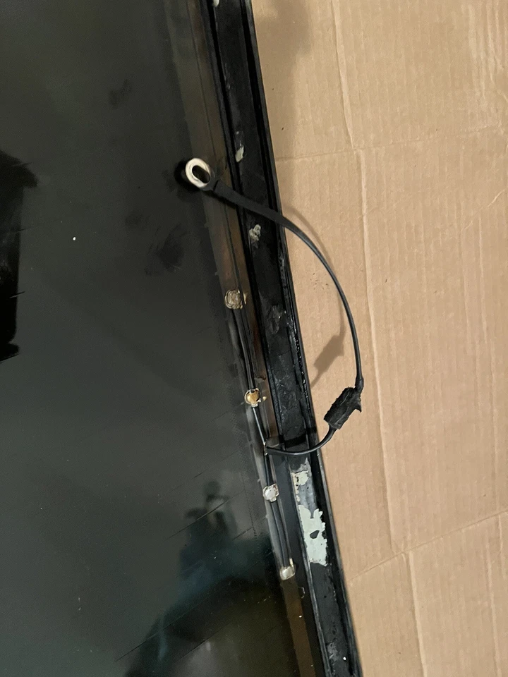 Vidro traseiro 2006 audi a6 quattro  - Imagem 3 de 4