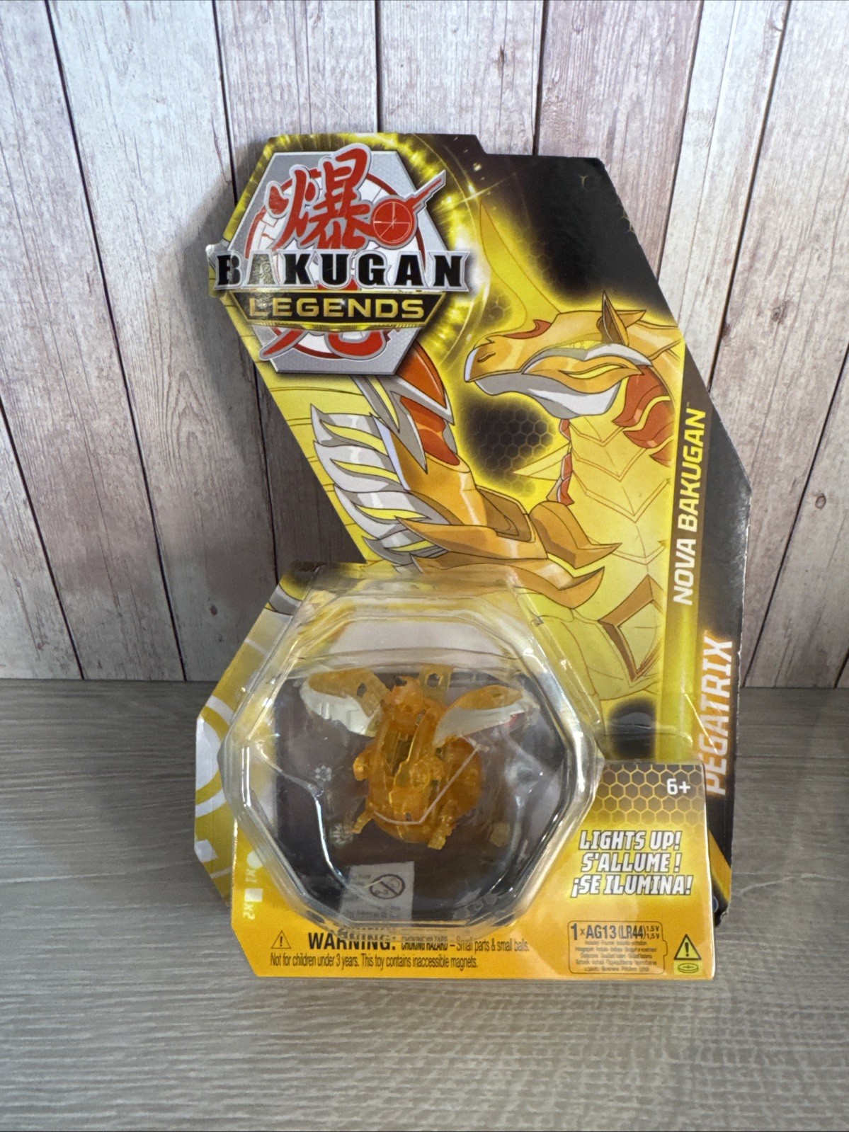 New & Sealed ~ Bakugan Legends Nova Bakugan Pegatrix Gold ~ Lights Up