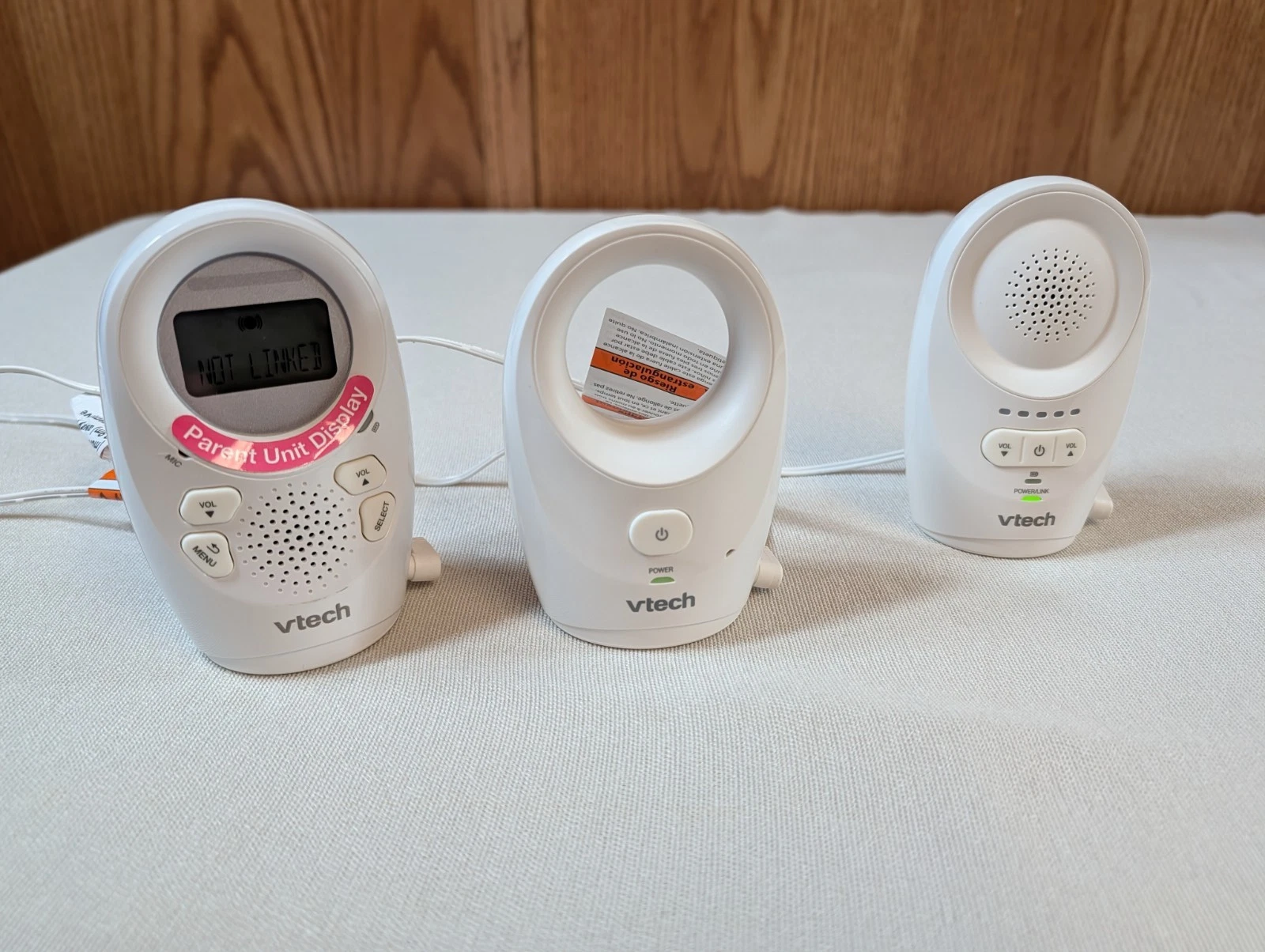 VTech DM1111 Enhanced Digital Audio Baby Monitor with extra parent unit- White