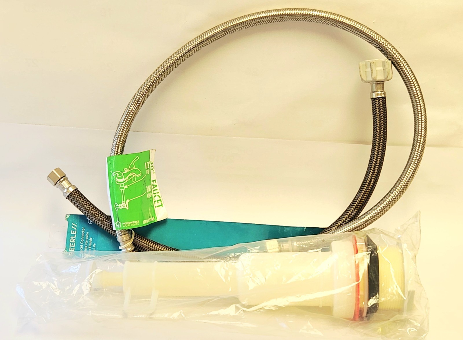 Plumbing Supply Lot: 30" & 20" Braided Connectors & Mansfield #211 Flush Valve