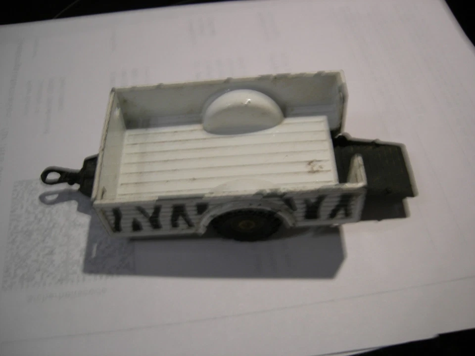 Corgi Animal Trailer weiß schwarz - bespielt - Bild 3 von 4