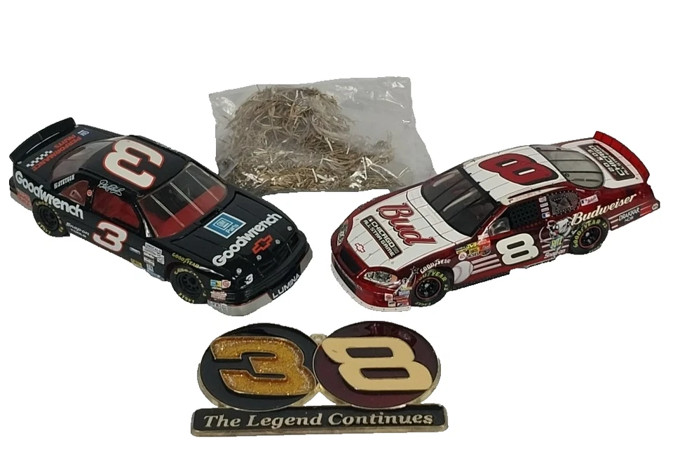Dale Sr & Jr NASCAR 1/24 Diecast Set w/ Daytona 2001 - Image 2 of 4