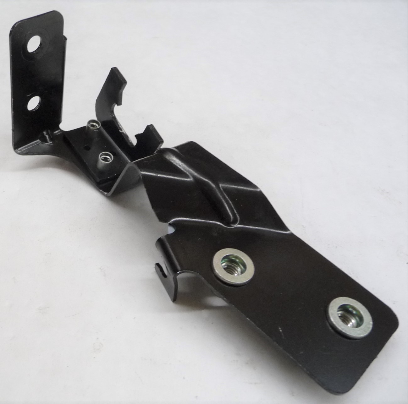 2020-2022 McLaren GT Left Driver Front Fender Panel Wing Bracket 13AB087CP OE