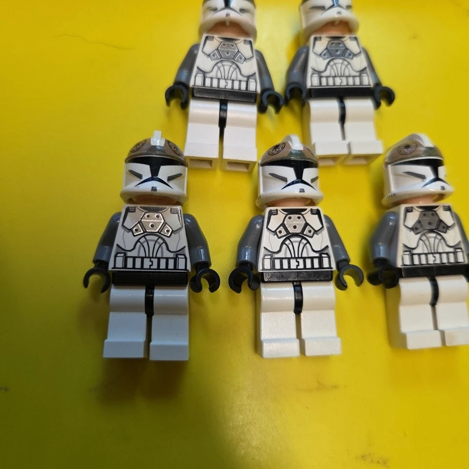 Lot Of 5 Lego Star Wars Minifigure Clone Trooper Gunner SW0221 Army Builder  - Image 3 of 4