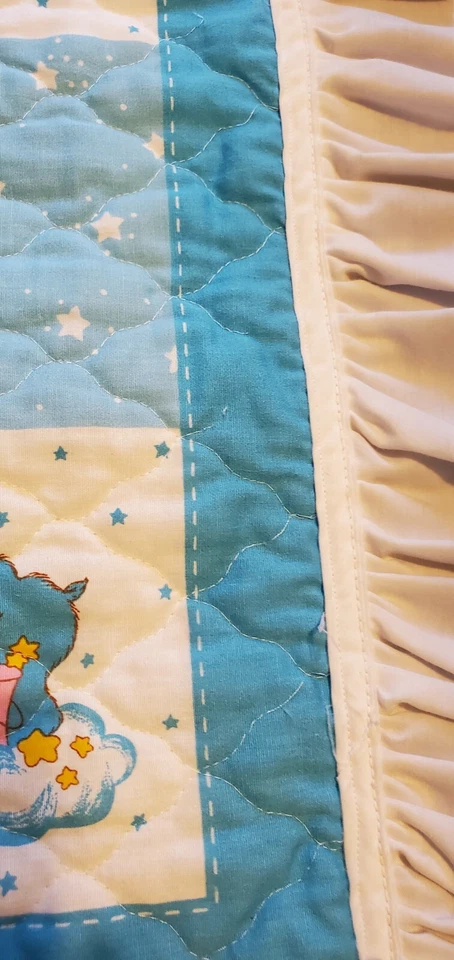 Edredón de bebé ligero hecho a mano de colección Sleepy Care Bears estrellas de luna 38"x47" LEER Foto 2 de 4