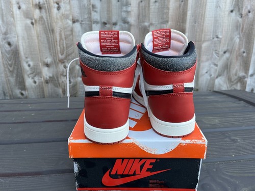 Air Jordan 1 Retro High OG Chicago reimmaginate perse e trovate taglia UK5,5 usate e nuove - Foto 4 di 8