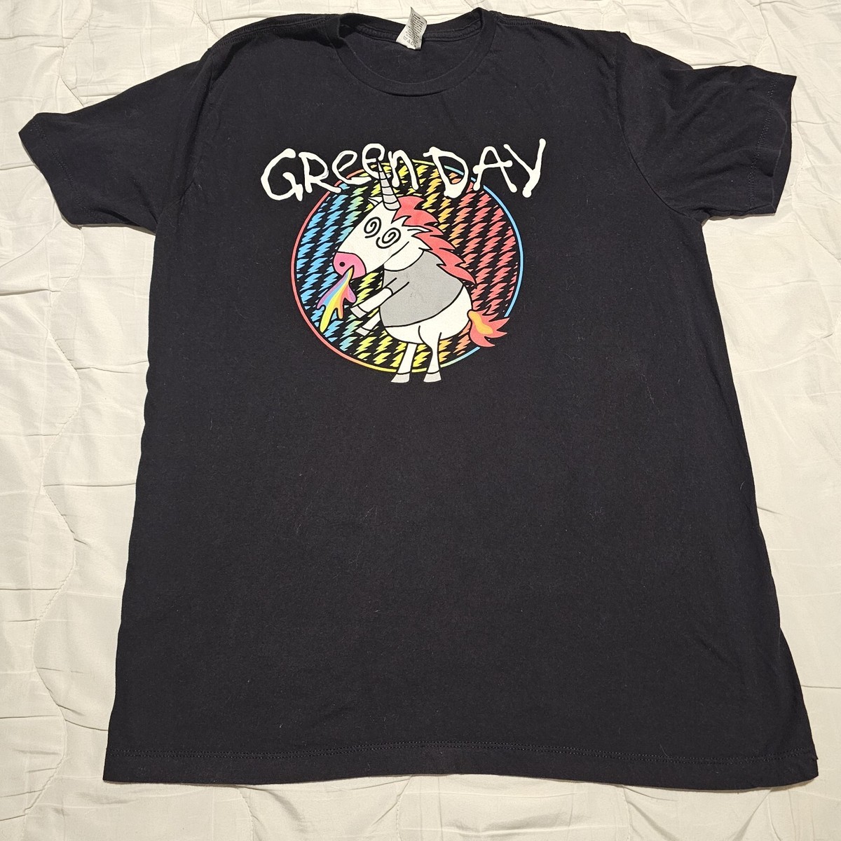 Green Day Unicorn Puking Rainbow Music T Shirt Large | eBay