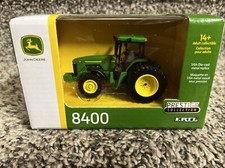 TRACTOR JOHN DEERE 8400 ERTL 1:64 2024 con COLECCIÓN DOBLE PRESTIGIO ¡¡NUEVO!!!