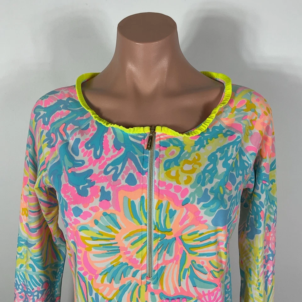 Camisa Lilly Pulitzer Top Para Mujer Pequeña Patrón Popover Lujosa Protección contra Erupciones Sol Foto 2 de 4