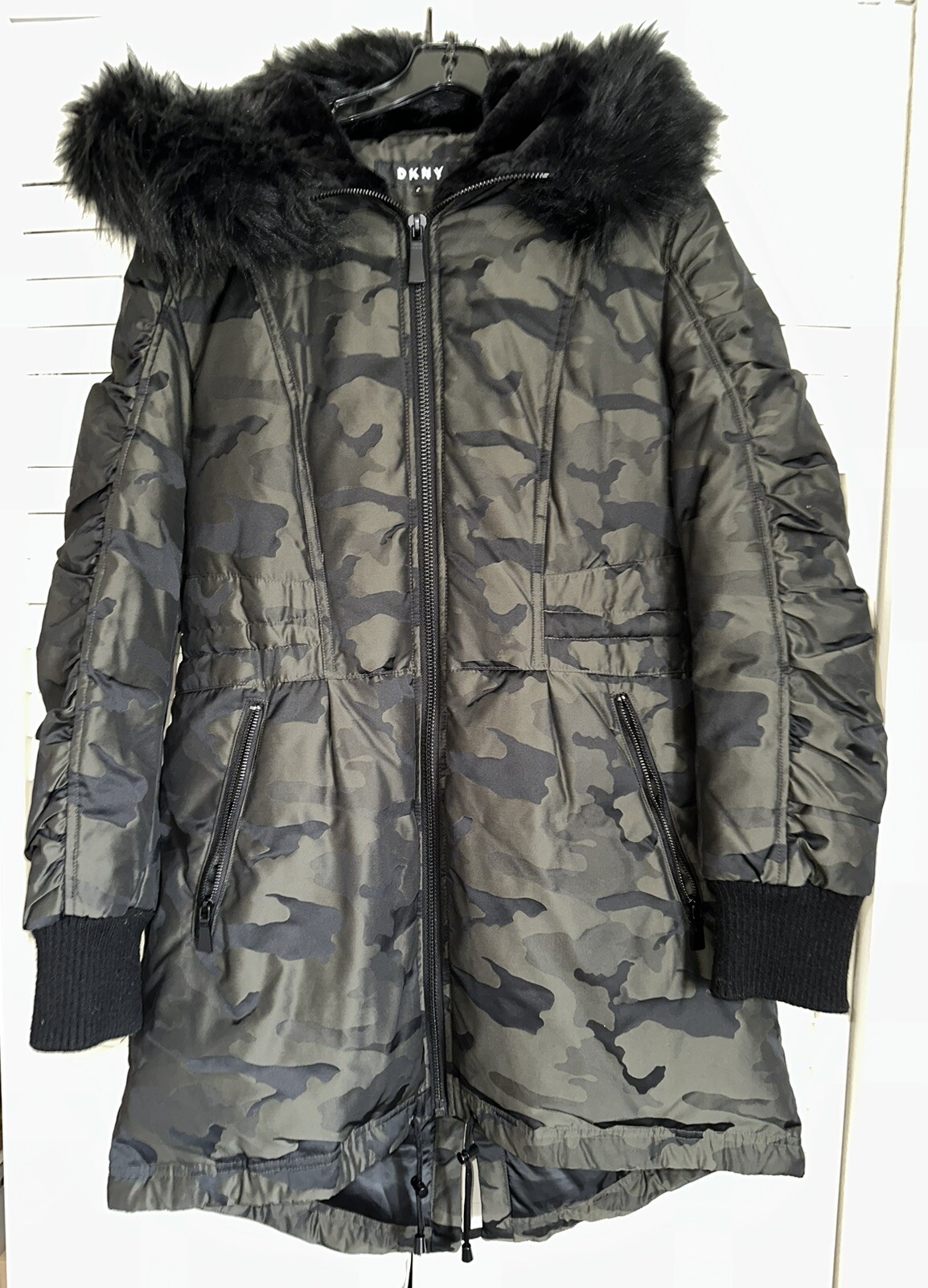 DKNY HOODED PUFFER PARKA WOMEN'S CAMO PADDED JACKET … Gem