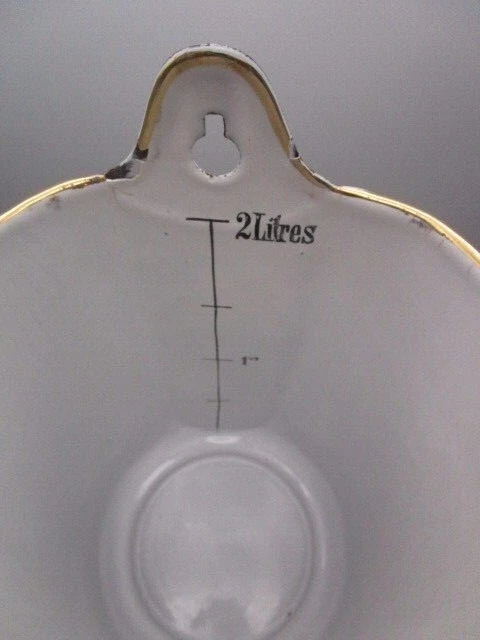 FONTAINE A LAVEMENT ancienne en tôle émaillée - Photo 2/4