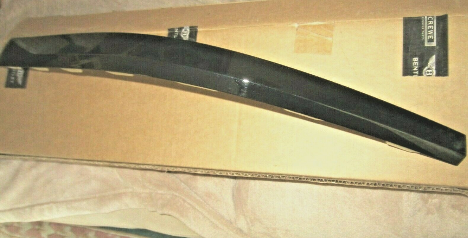 15-19 Bentley Bentayga  trim for bumper D - 03.04.2017 BRAND NEW 36A 807 918 A