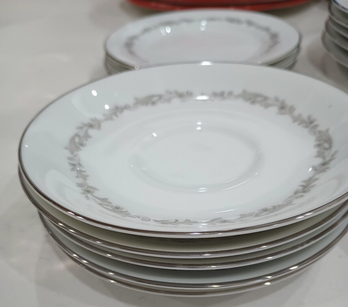 26 Stück Noritake Porzellan CRESTMONT Tasse/Untertasse Abendessen Salat Brot Teller Gemüse L@@K - Bild 3 von 9