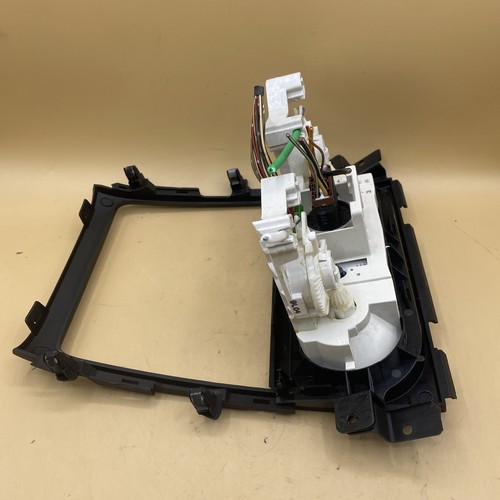 07 -13 Suzuki SX4 Heater A/C Hvac Climate Control w/ Bezel 73824-79J0 - Bild 10 von 13