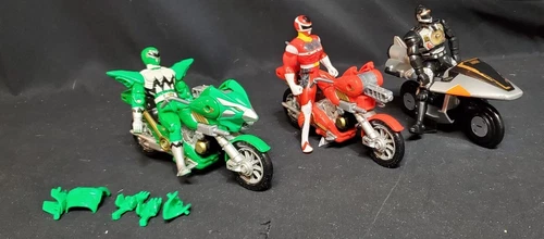 Great Lot Vintage Bandai Power Rangers Figures Vehicles Black Green & Red