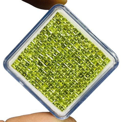 200 Pcs Natural Peridot 2mm Square Cut Loose Untreated Gemstones Wholesale Lot - Picture 5 of 9
