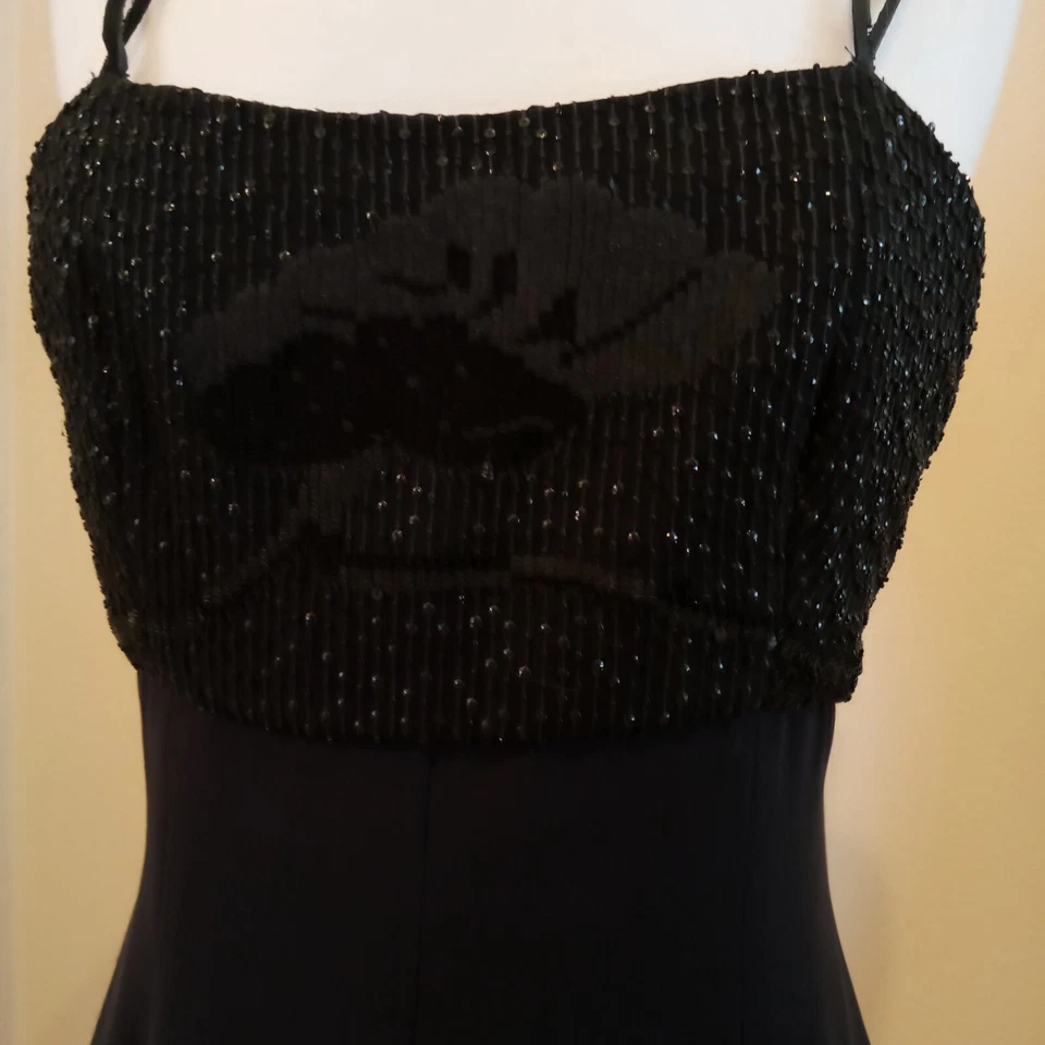 Vestido Giorgio Armani Vintage Floral Sin Mangas con Cuentas 'LBD' ¡Vacaciones!  Talla 42/6 Foto 4 de 4