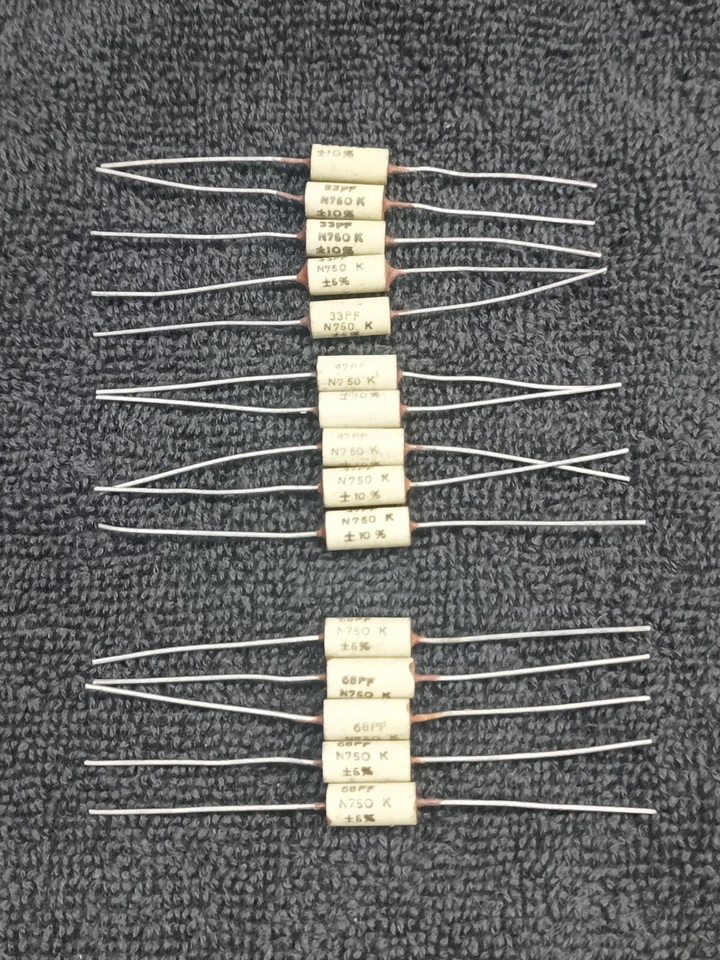 5 off Vintage Erie N750K Tubular Ceramic Capacitors 750V. 33pf, 47pf, 68pf
