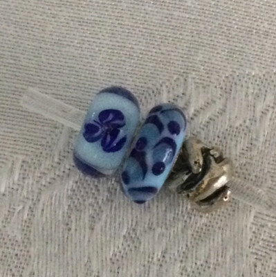 AUTHENTIC TROLLBEADS Blue Seals Set/Lot