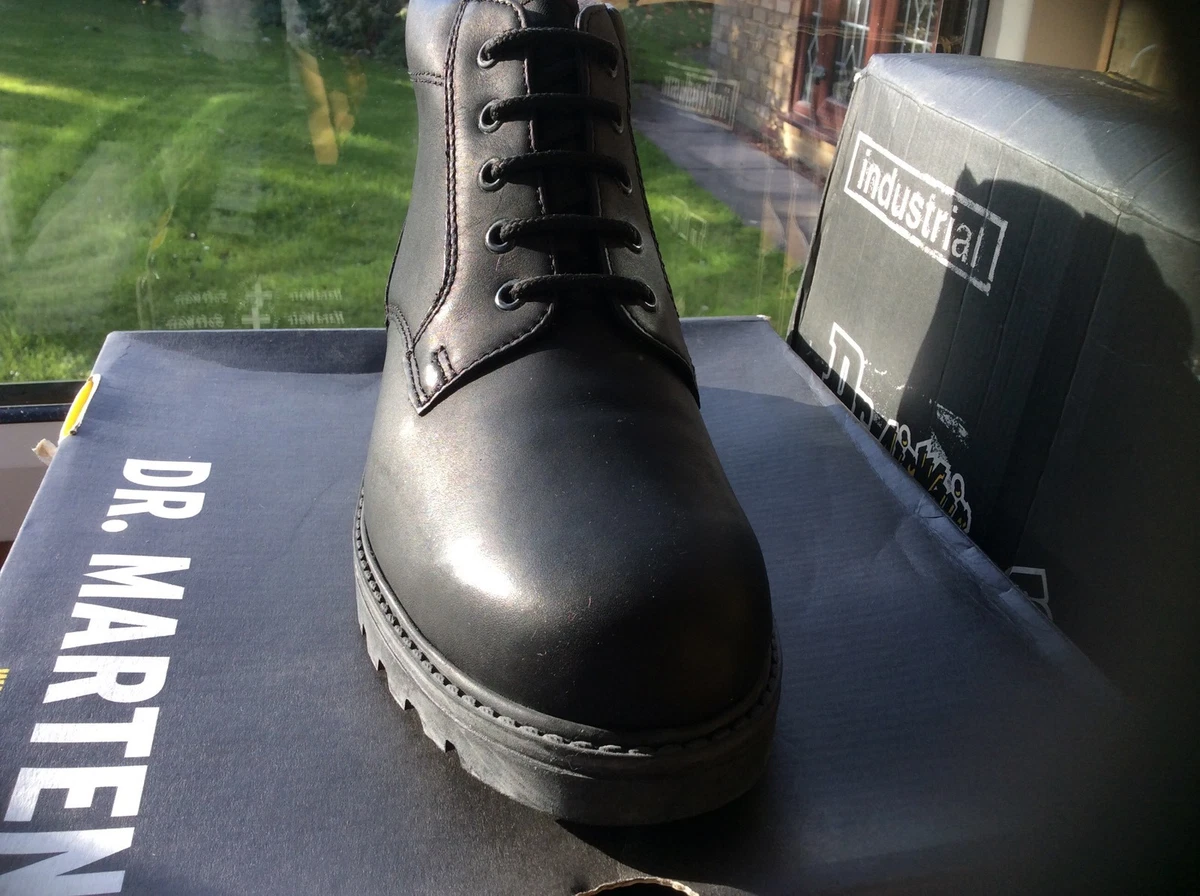 Royal mail cheap dr martens