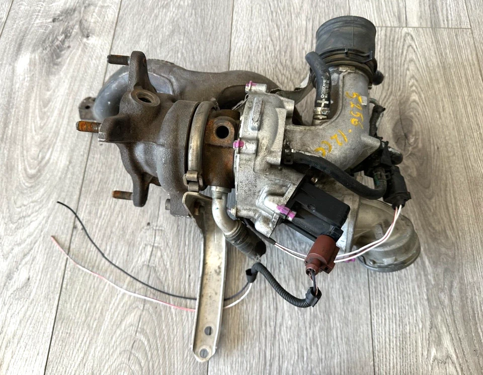 VW VOLKSWAGEN JETTA 2008 2009 2010 TURBOCOMPRESOR, 06J145713F, ORIGINAL OEM Foto 2 de 4