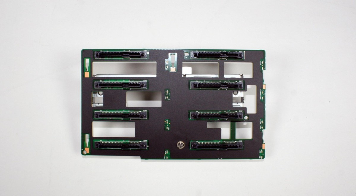 Dell PowerEdge T550 x 8 x 2.5