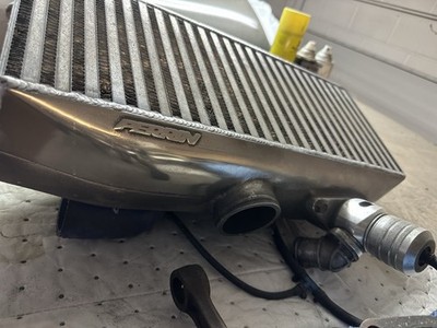 Perrin Top Mount Intercooler TMIC With GFB Blow Off Valve 2002-2007 Subaru WRX