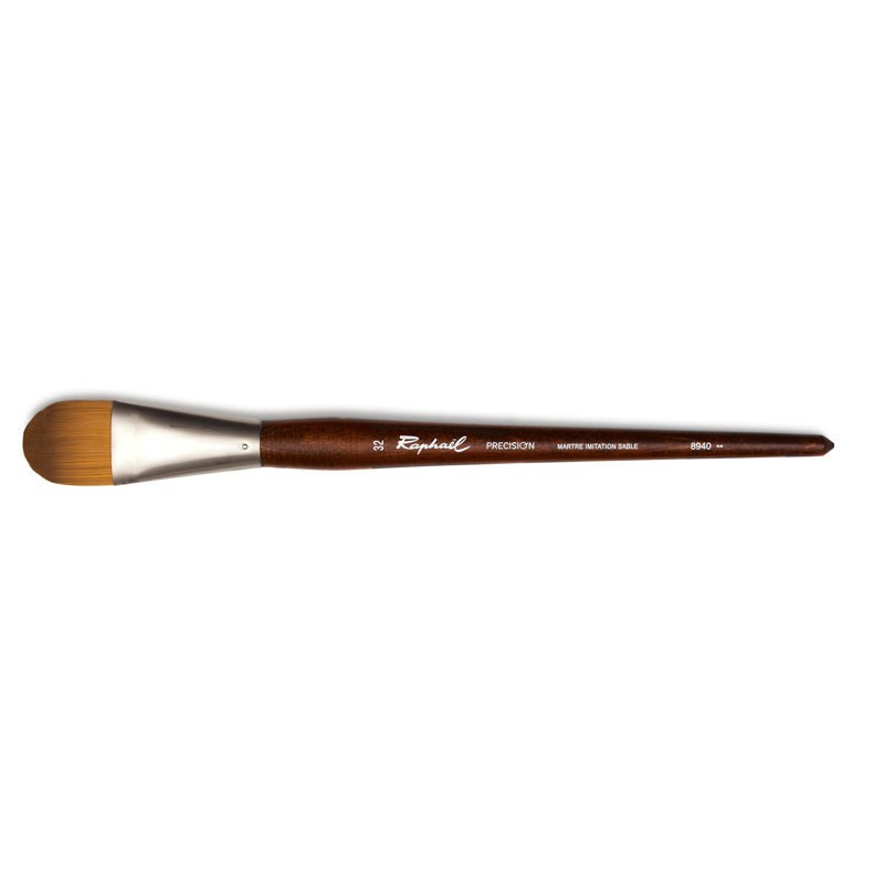 Pinceau usé bombé Raphaël N°32 pour réussir vos fondus acryliques de précision